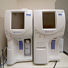 全自動血球計数器＋臨床化学分析装置